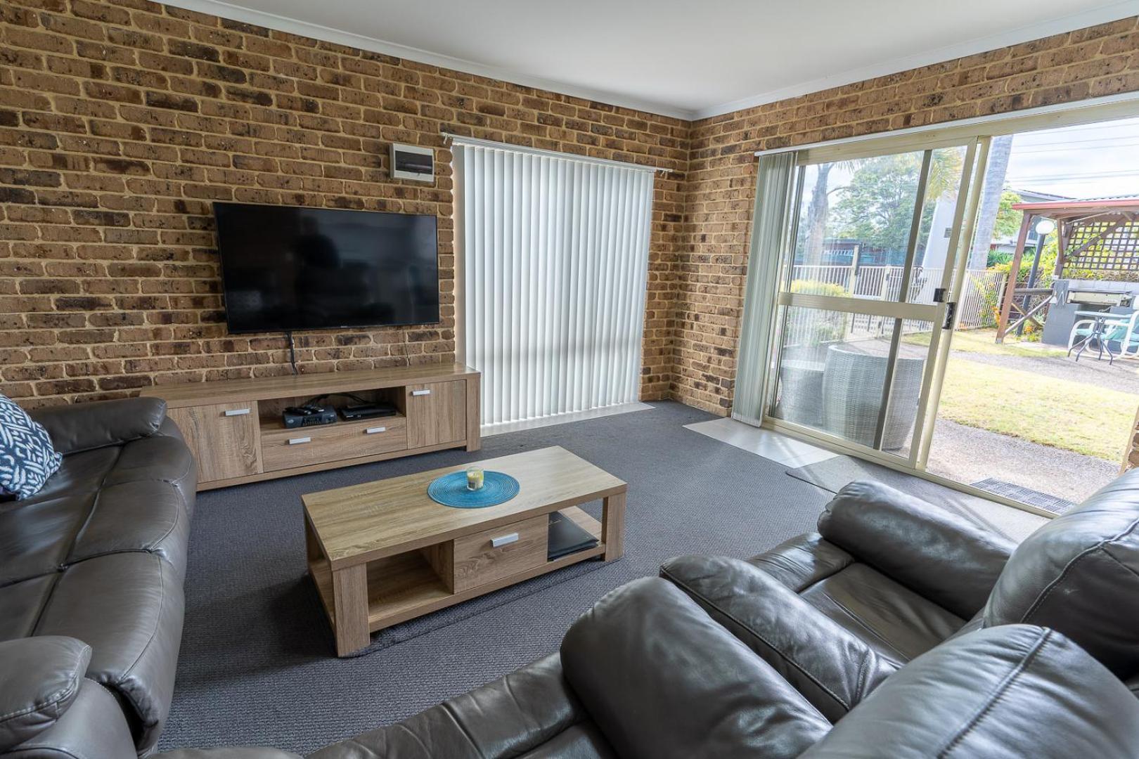 Beachfront Apartments Merimbula Esterno foto
