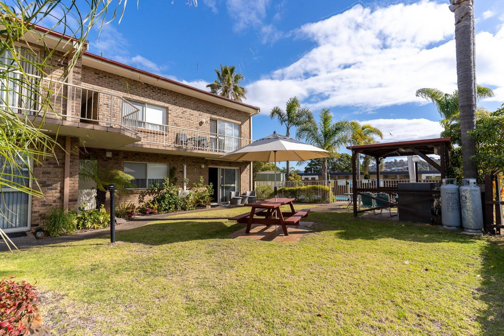 Beachfront Apartments Merimbula Esterno foto